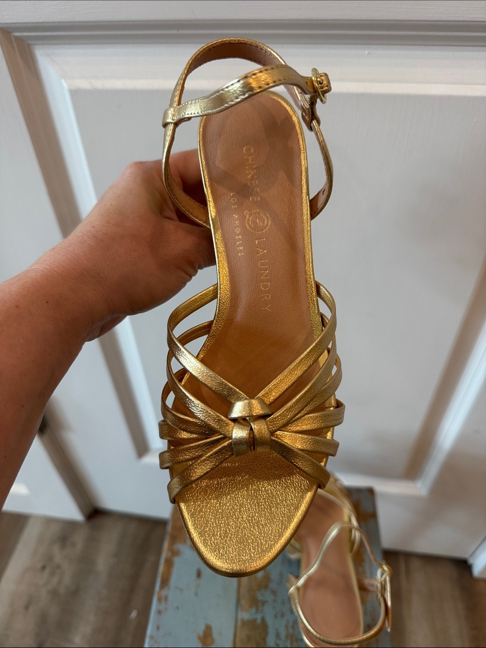 Chinese Laundry Doll Metallic Gold Platform Ankle Strap 4” High Heel Sandals - Picture 14 of 16